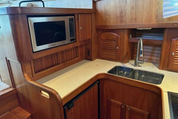 BLUE MOON 36ft Sabreline Yacht For Sale