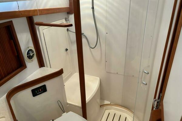 BLUE MOON 36ft Sabreline Yacht For Sale