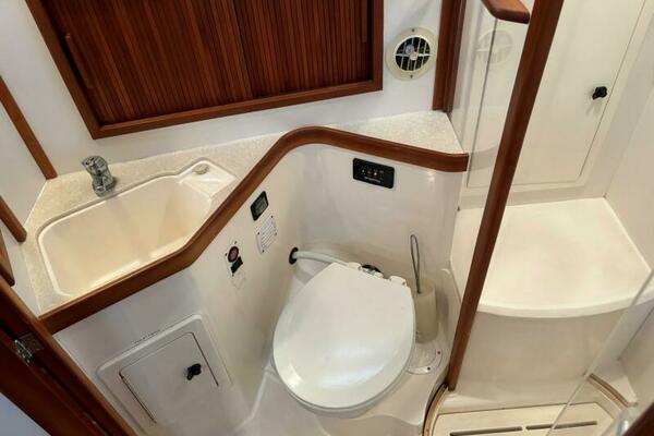 BLUE MOON 36ft Sabreline Yacht For Sale