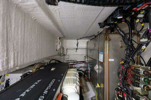 Azimut Atlantis 45 Yacht For Sale