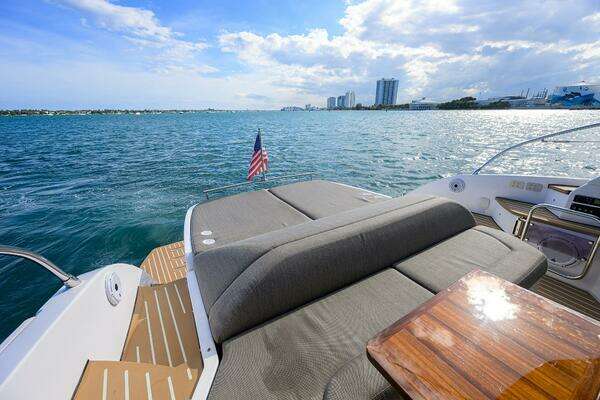 Azimut Atlantis 45 Yacht For Sale