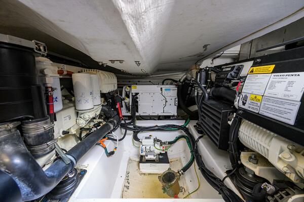 CHLOE 45ft Azimut Yacht For Sale