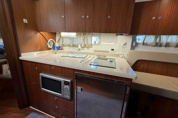 Pursuit SC 365i Yacht For Sale