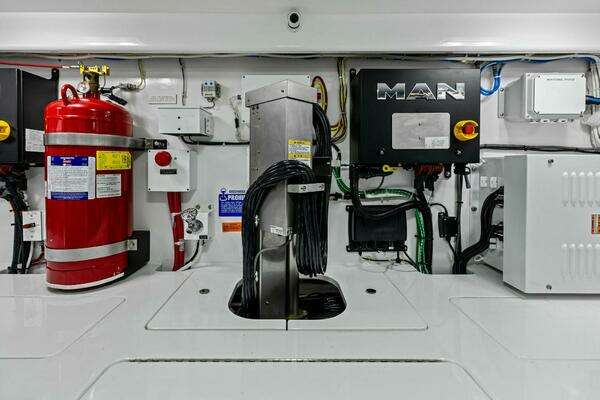 Viking 54 Convertible Yacht For Sale