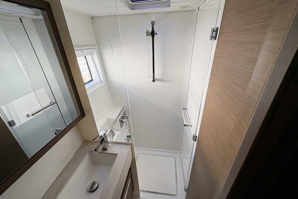 Shamwari 46ft Lagoon Yacht For Sale