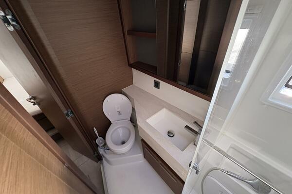 Shamwari 46ft Lagoon Yacht For Sale