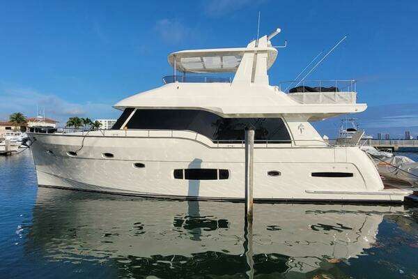 2023 Outer Reef Trident 62