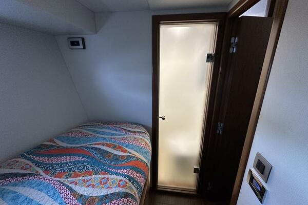 Outer Reef 62 SOUTH  PAWS - Guest Cabin