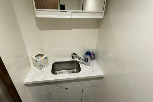 Outer Reef 62 SOUTH  PAWS - Crew Head