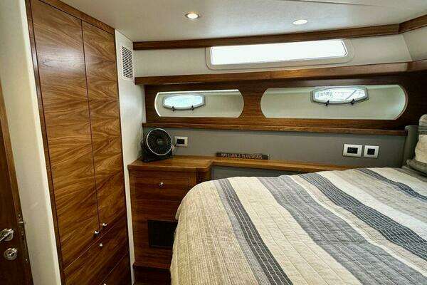 2023 Outer Reef Trident 62