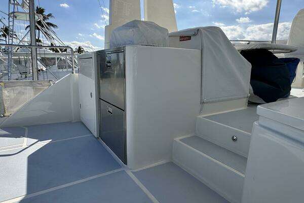 2023 Outer Reef Trident 62