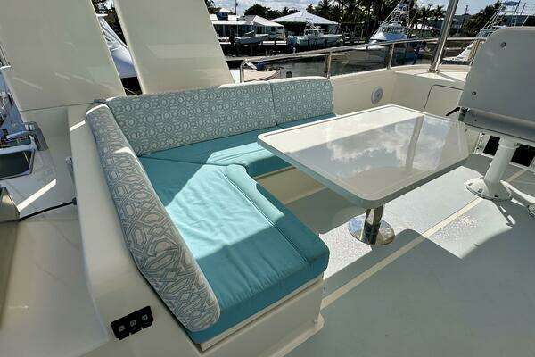 2023 Outer Reef Trident 62