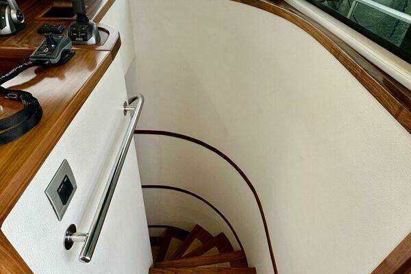 2023 Outer Reef Trident 62