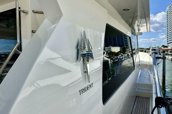 Outer Reef 62 SOUTH  PAWS - Exterior Starboard