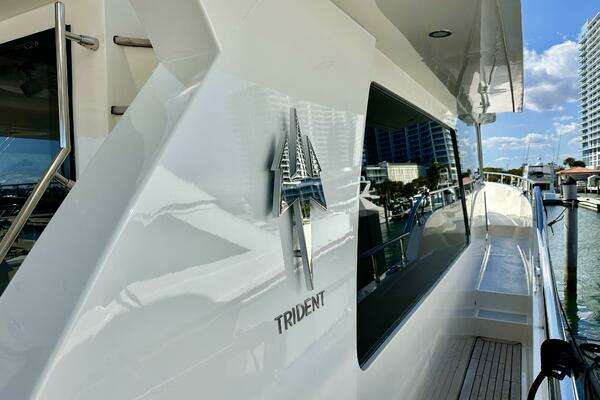 2023 Outer Reef Trident 62