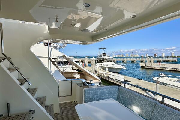 Outer Reef 62 SOUTH  PAWS  - Main Deck Aft