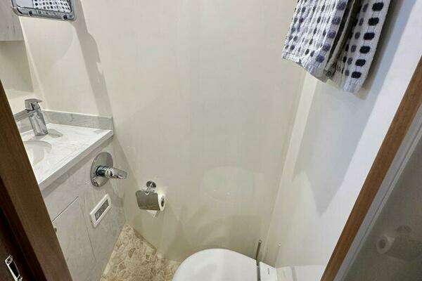 2023 Outer Reef Trident 62