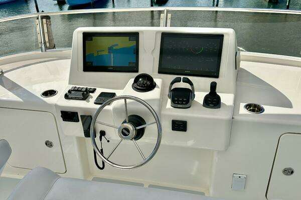 2023 Outer Reef Trident 62