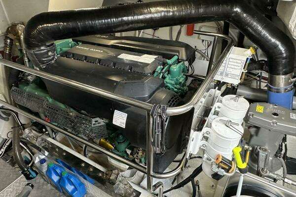 2023 Outer Reef Trident 62