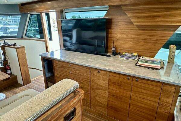 2023 Outer Reef Trident 62