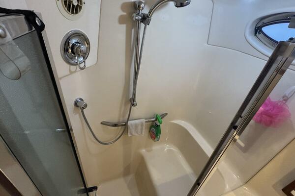 Aft Ensuite Shower