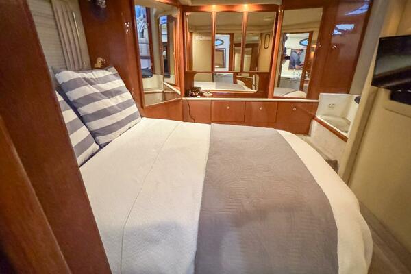 Aft Primary Stateroom