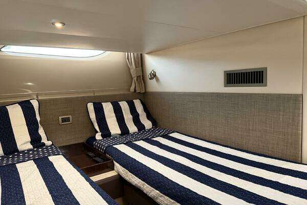 Sea Ray 40 Sundancer Yacht For Sale