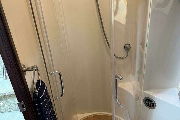 Sea Ray 40 Sundancer Yacht For Sale