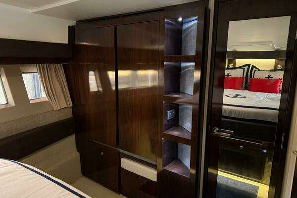 Sea Ray 40 Sundancer Yacht For Sale