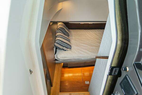 Tiara Sport 38 LS Yacht For Sale