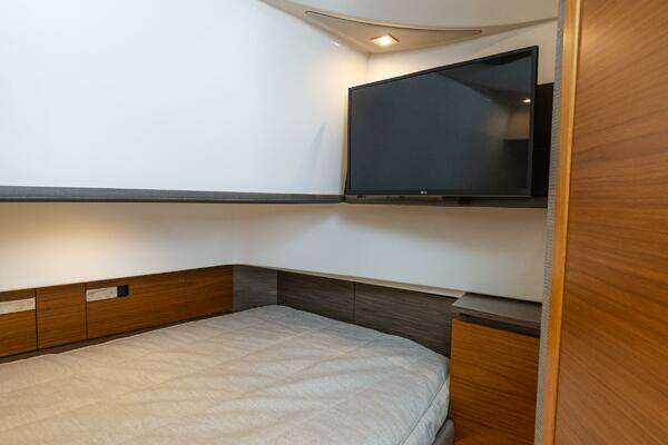 Tiara Sport 38 LS Yacht For Sale