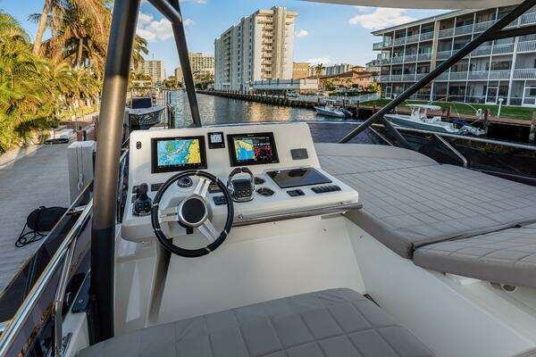Prestige 520 Yacht For Sale