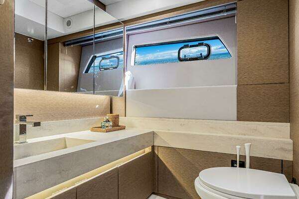 Prestige 520 Yacht For Sale