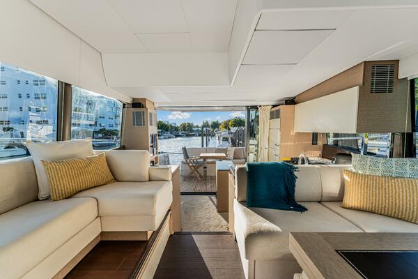 52ft Prestige Yacht For Sale