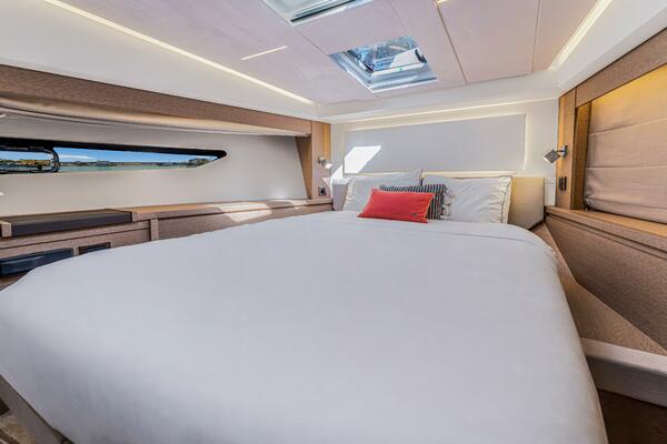 52ft Prestige Yacht For Sale