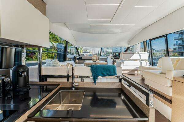 Prestige 520 Yacht For Sale