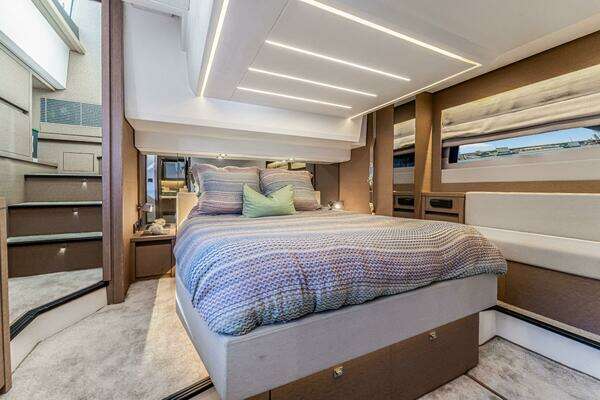 Prestige 520 Yacht For Sale