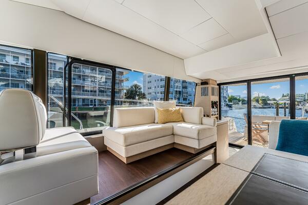 52ft Prestige Yacht For Sale