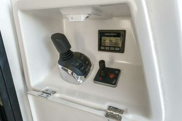 Prestige 520 Yacht For Sale