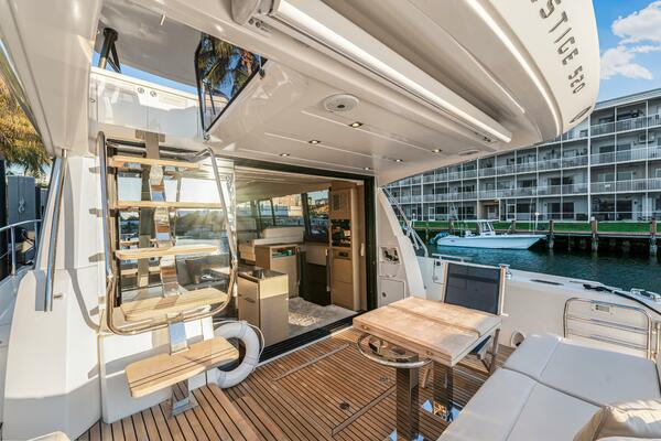 52ft Prestige Yacht For Sale