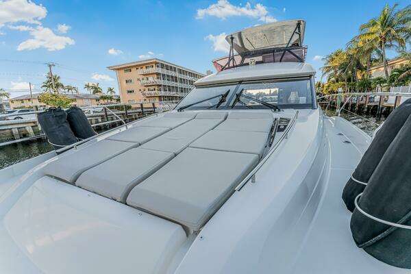 Prestige 520 Yacht For Sale