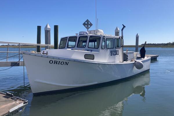 32ft Commercial Yacht For Sale