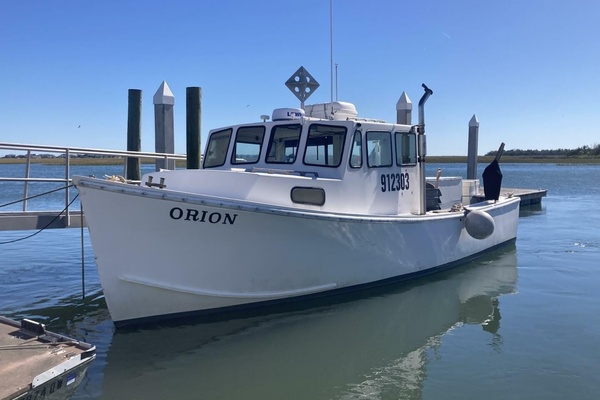 Orion 32ft BHM Yacht For Sale