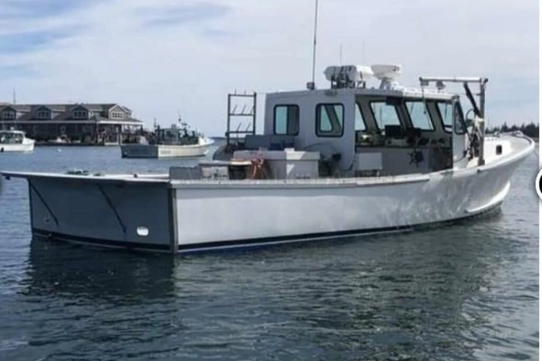 32-ft-BHM-1986-32-Orion Morehead City North Carolina United States  yacht for sale