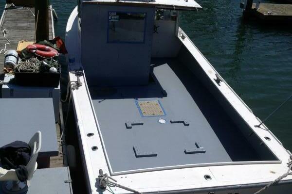 32ft Commercial Yacht For Sale