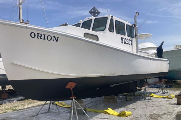 32ft Commercial Yacht For Sale