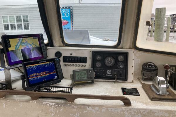 32ft Commercial Yacht For Sale