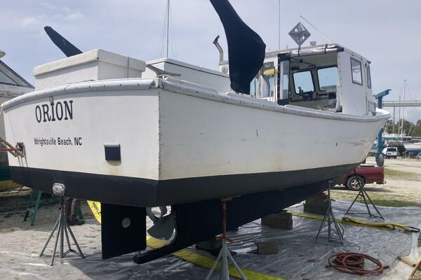 32ft Commercial Yacht For Sale