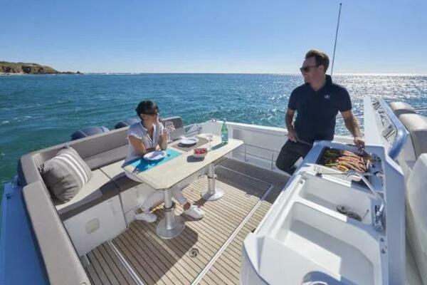 34ft Jeanneau Yacht For Sale