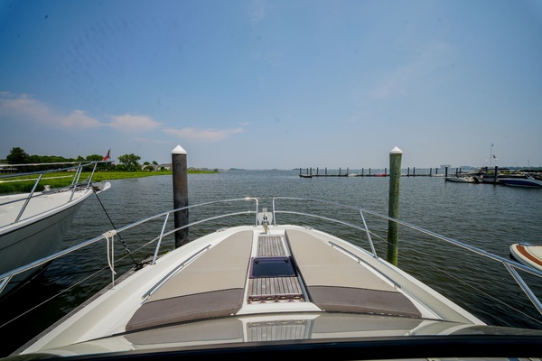 34ft Jeanneau Yacht For Sale
